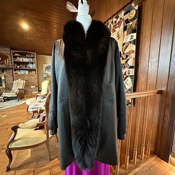 Vintage Black Leather Coat / Jacket with Fur Accent